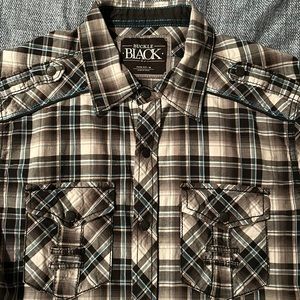 Men’s Medium Buckle Shirt